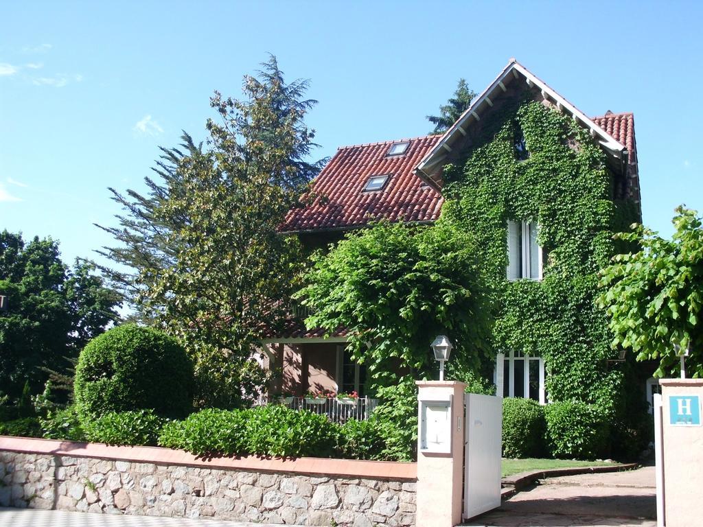 וילאדראו Hotel Xalet La Coromina מראה חיצוני תמונה